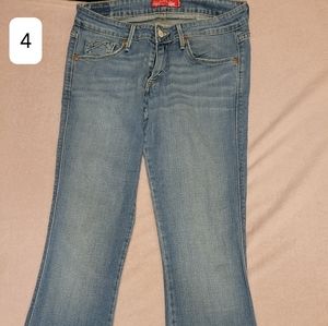 Too superlow jeans